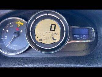 2011-renault-megane-1465698-48024808