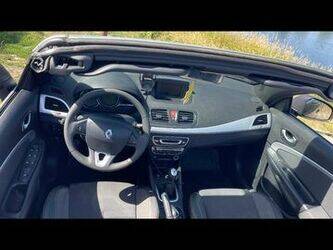 2011-renault-megane-1465698-48024810
