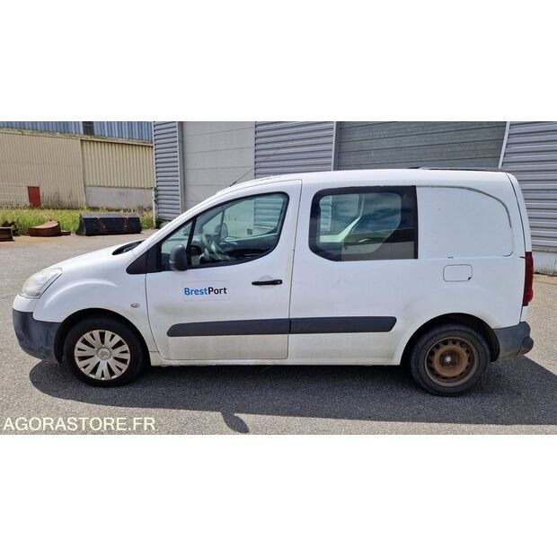 2015 Citroen BERLINGO-48024889