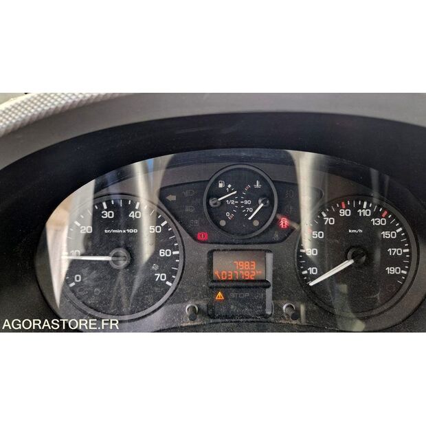 2015 Citroen BERLINGO-48024890