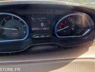 2013-peugeot-2008-1465702-48024903