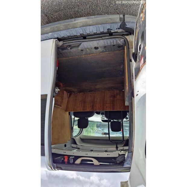 2017 Renault Kangoo-48024932