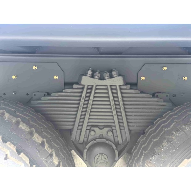 2025 Sinotruk 371-48026367