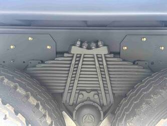 2025-sinotruk-371-48026367