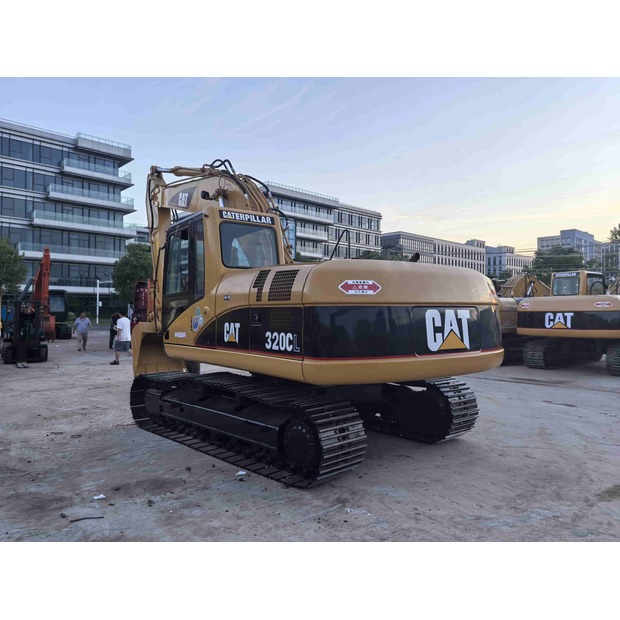 2025 Caterpillar 320CL-48027889