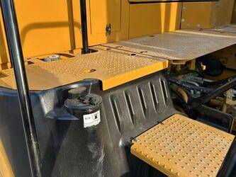2025-caterpillar-330gc-1465722-48029115