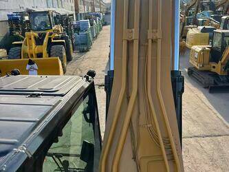 2025-caterpillar-330gc-1465722-48029118