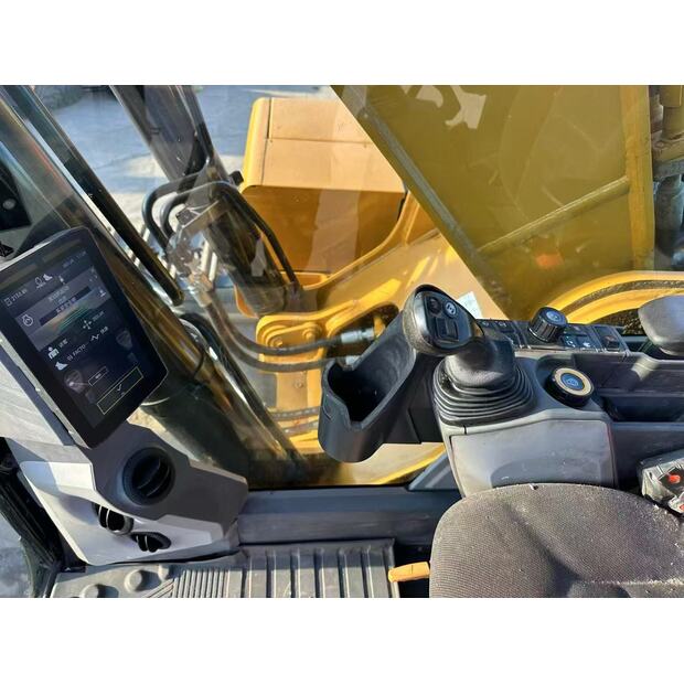 2025 Caterpillar 330GC-48029121