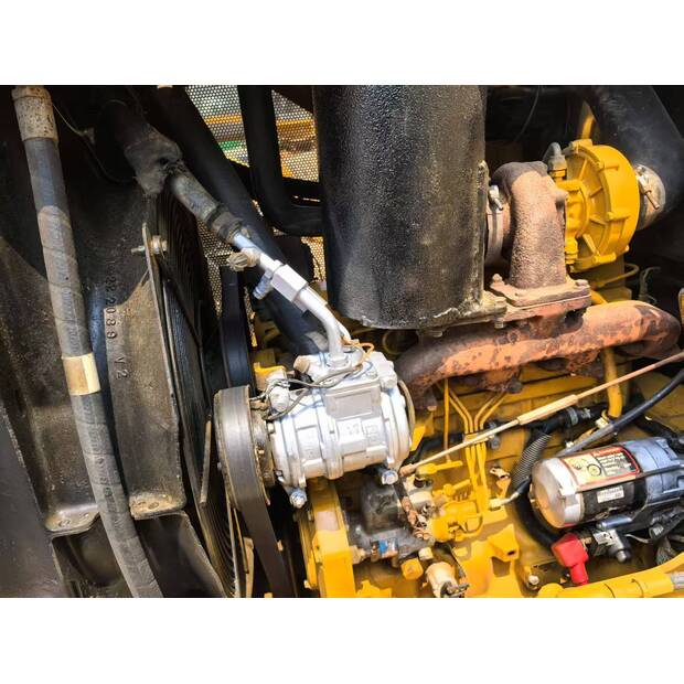 2025 Caterpillar D5K XL-48030244