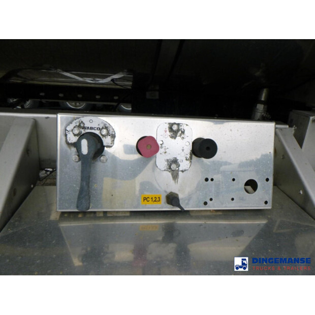 2012 LAG OTHERS-48030668
