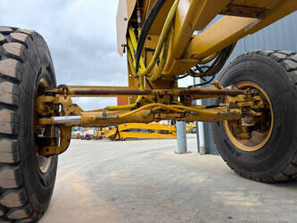 2011-caterpillar-140m2-1465763-48031393