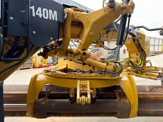 2011-caterpillar-140m2-1465763-48031396