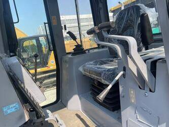 2025-caterpillar-d6g-2xl-48032088