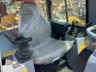 2025-caterpillar-d6g-lgp-48032517