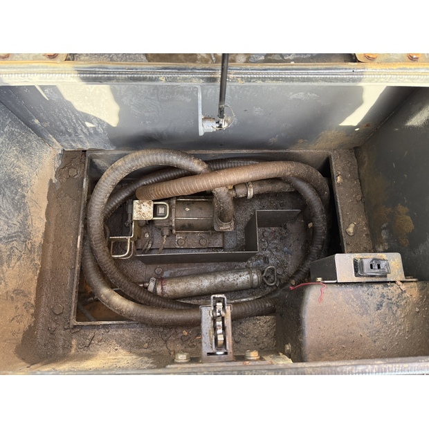 2019 كاس CX210D-48033380
