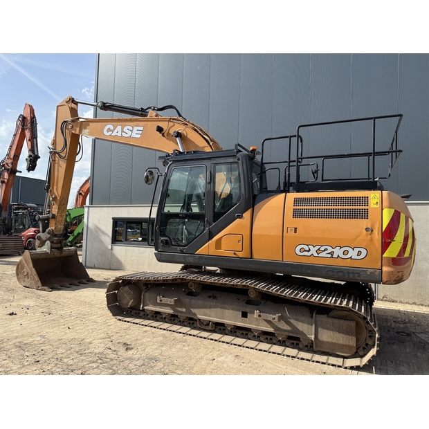 2021 CASE CX210D-48033390