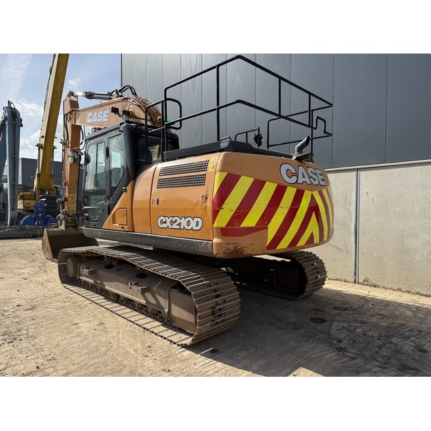 2021 CASE CX210D-48033391