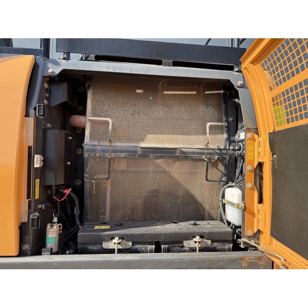 2021 CASE CX210D-48033407