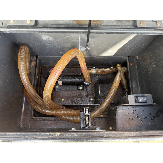 2021 CASE CX210D-48033408