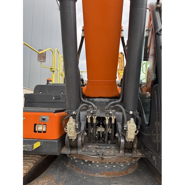 2020 Doosan DX300LC-7-48033541