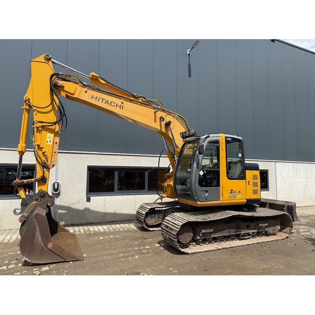 2006 هيتاشى ZX135US-48033582