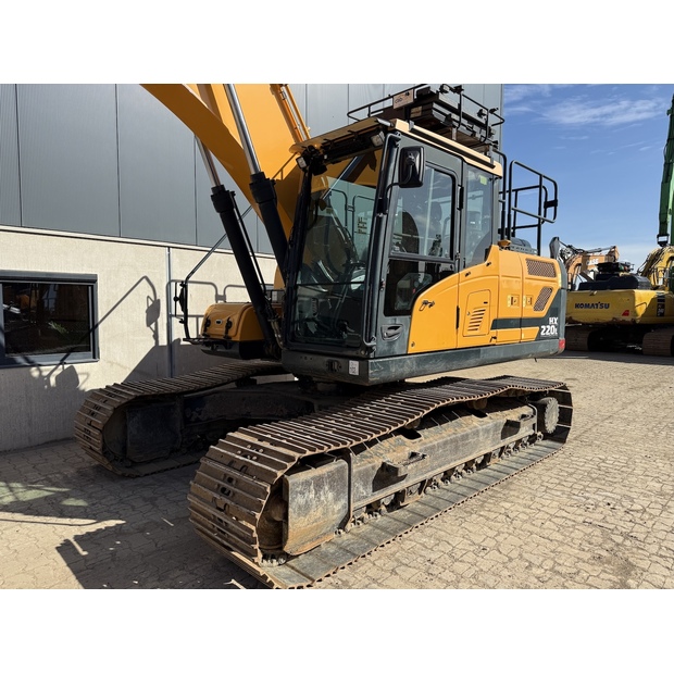 2020 هيونداي HX220L-48033614