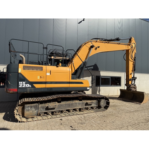 2020 هيونداي HX220L-48033618