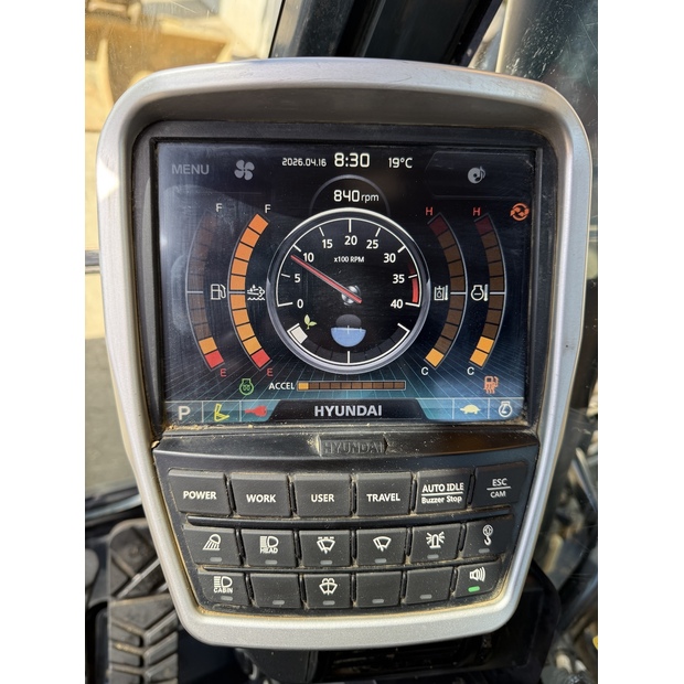 2020 هيونداي HX220L-48033626