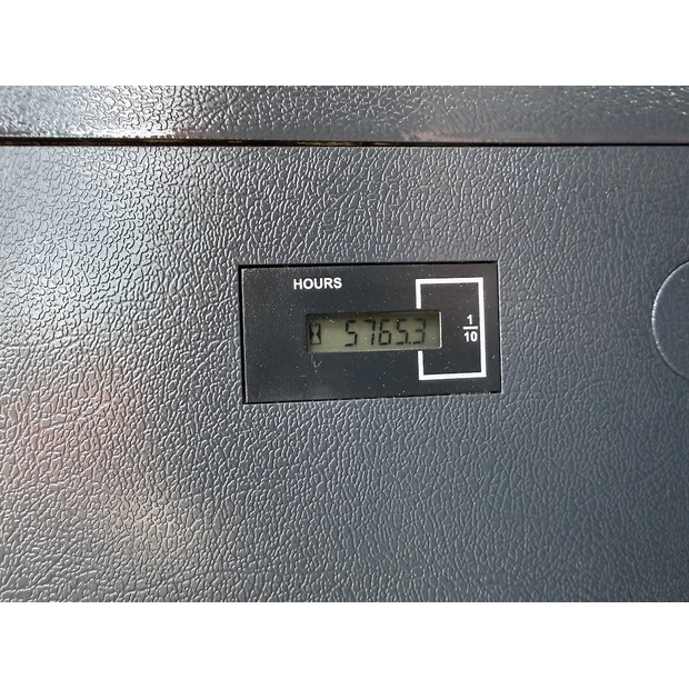 2020 هيونداي HX220L-48033630