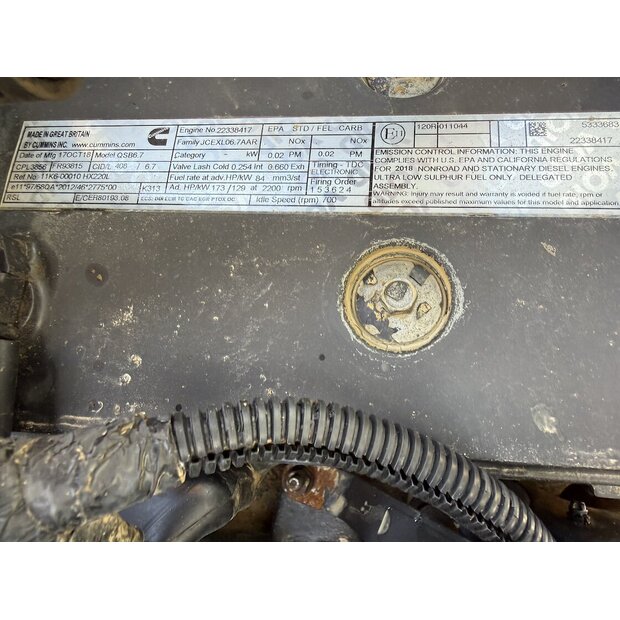 2020 هيونداي HX220L-48033633