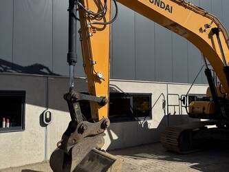 2020-hyundai-hx220l-48033635