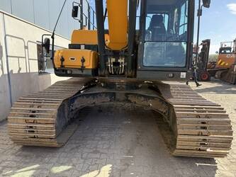 2020-hyundai-hx220l-48033645