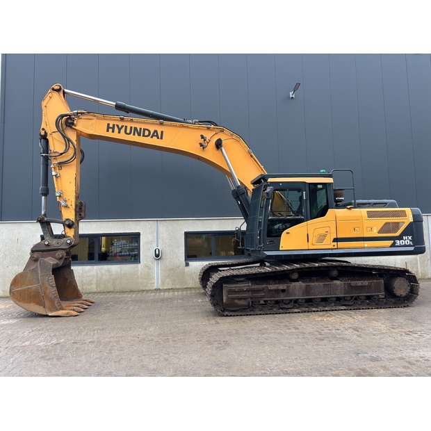 2019 هيونداي HX300L-48033647