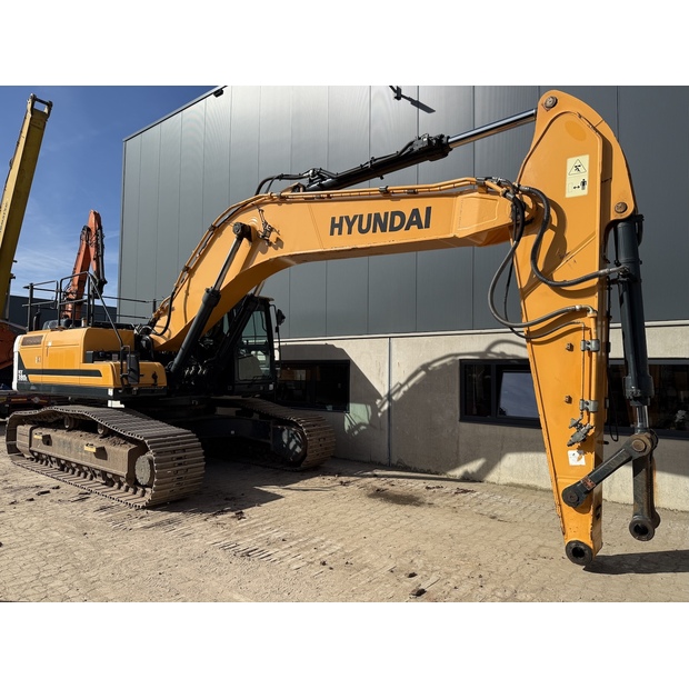 2016 هيونداي HX380L-48033716