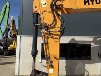 2016-hyundai-hx380l-1465789-48033730