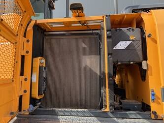 2017-hyundai-hx380l-1465790-48033766