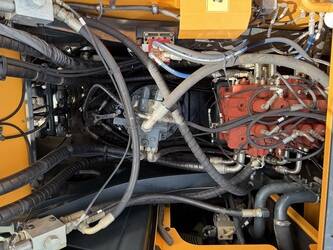 2017-hyundai-hx380l-1465790-48033769