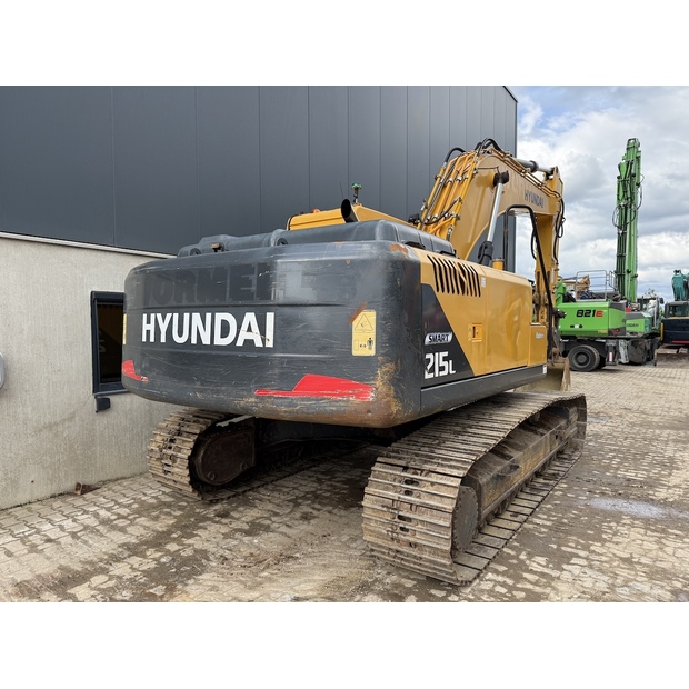 2021 Hyundai R215L-48033785