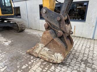 2021-hyundai-r215l-1465791-48033789