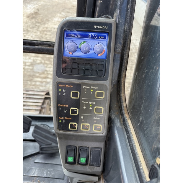 2021 Hyundai R215L-48033793
