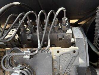 2021-hyundai-r215l-1465791-48033797
