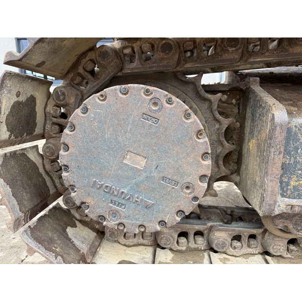 2021 Hyundai R215L-48033813