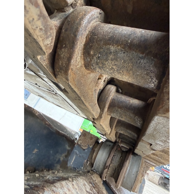 2021 Hyundai R215L-48033814