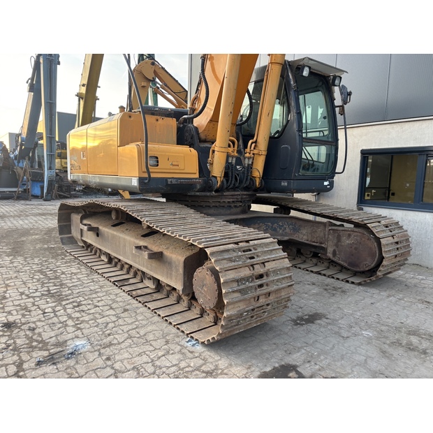 2011 Hyundai R290LC-7A-48033825