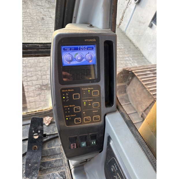 2011 Hyundai R290LC-7A-48033832