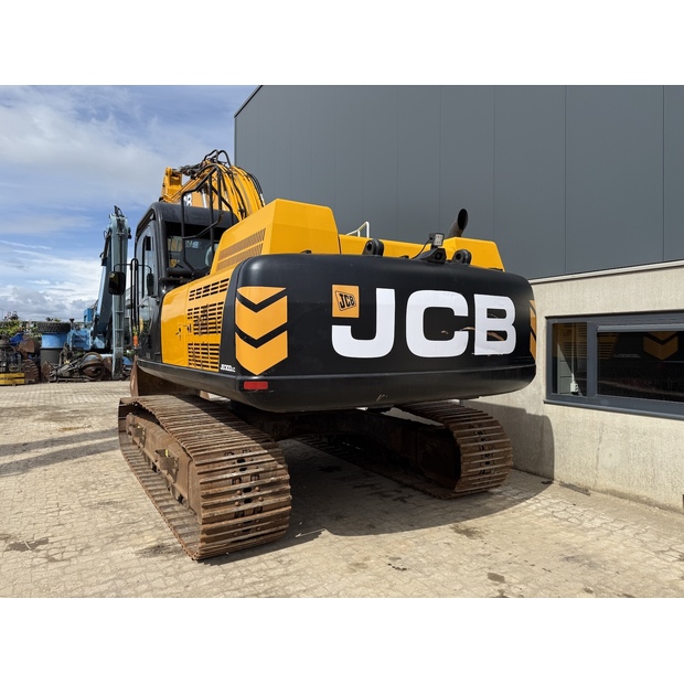 2020 JCB JS300LC-48033856