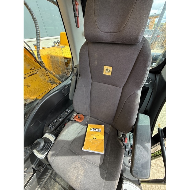 2020 JCB JS300LC-48033871