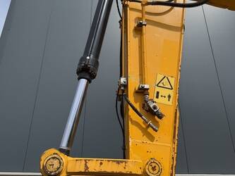 2020-jcb-js300lc-48033875