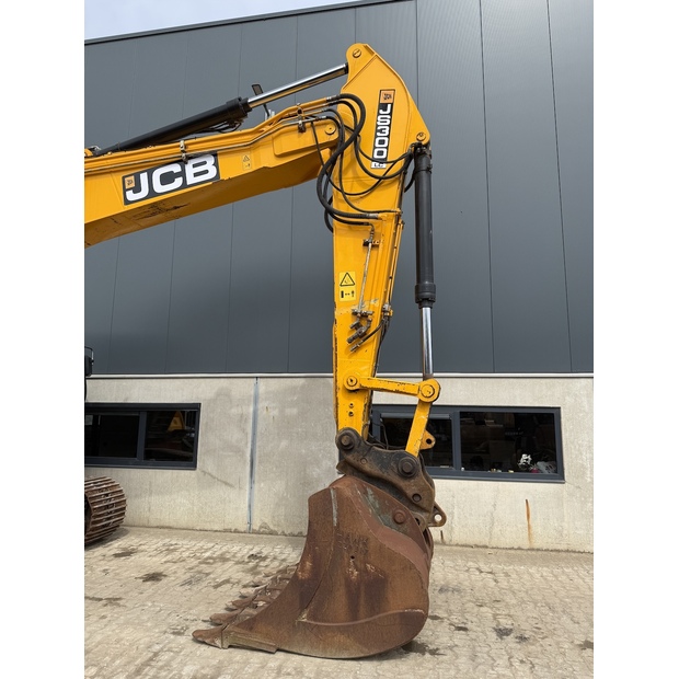 2020 JCB JS300LC-48033878