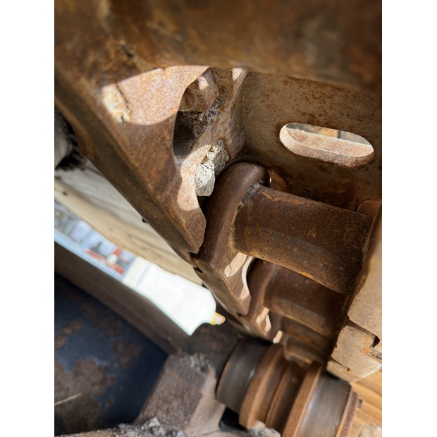 2020 JCB JS300LC-48033888